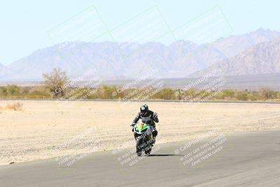 media/Apr-17-2022-CVMA (Sun) [[f474cfa795]]/Race 14 500 Supersport-350 Supersport (Holeshot)/